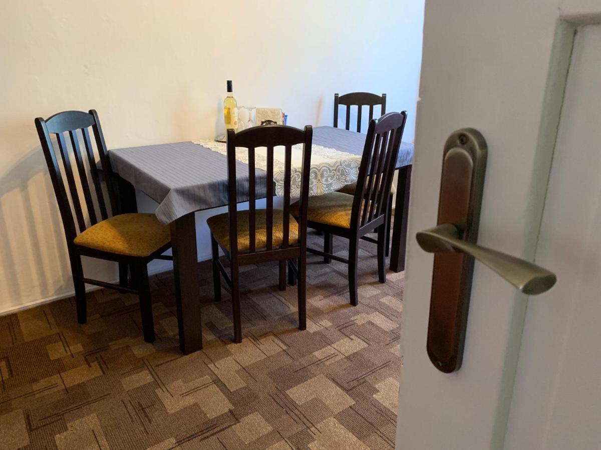 דירות Pod Nachodskym Zamkem מראה חיצוני תמונה